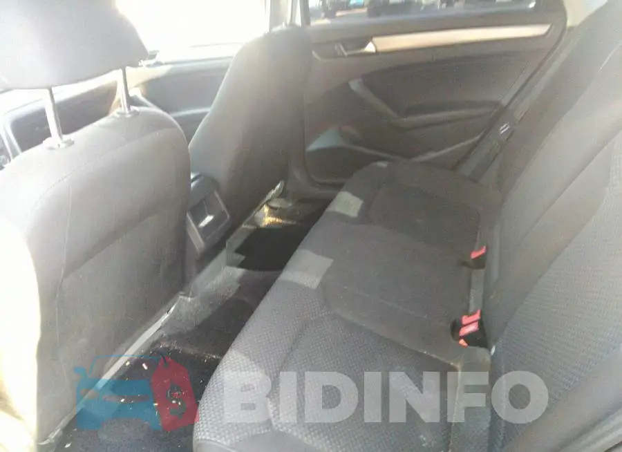 1VWAT7A38EC105630 Photo# 8