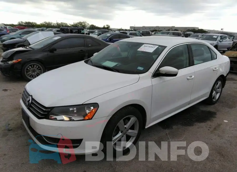 1VWBS7A35EC107102 Photo# 2