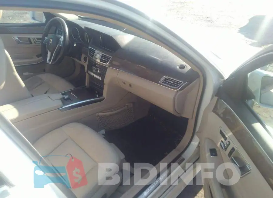 WDDHF8JB9EA850104 Photo# 5