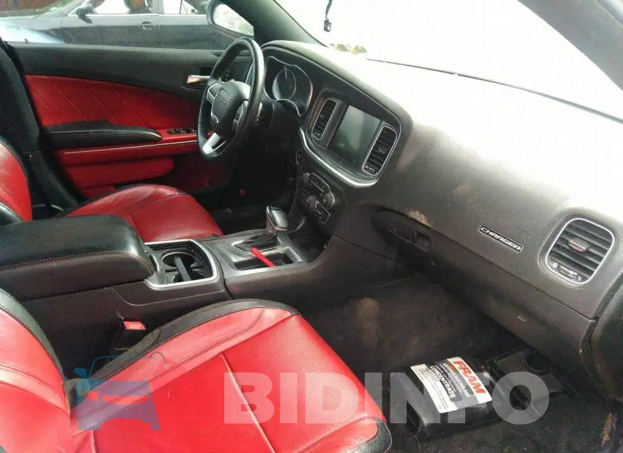 2C3CDXJG3FH881503 Photo# 5