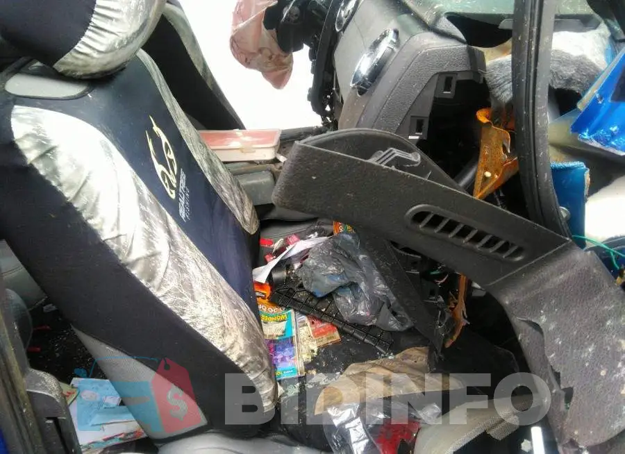 1FTFX1EF5EFB96837 Photo# 5