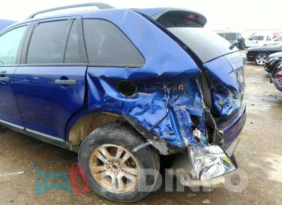 2FMDK3GC4DBA47402 Photo# 6