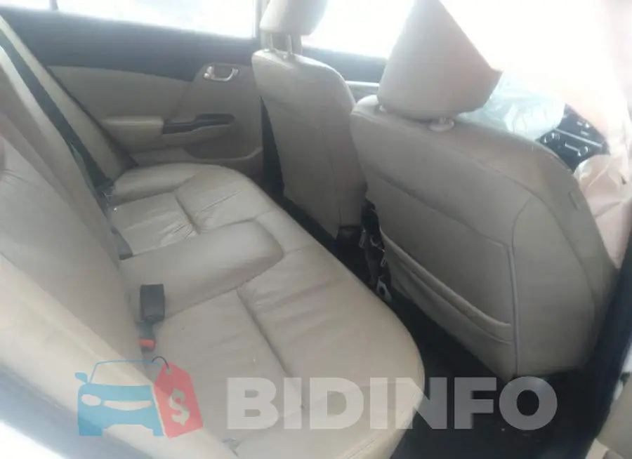 19XFB2F97DE017686 Photo# 8
