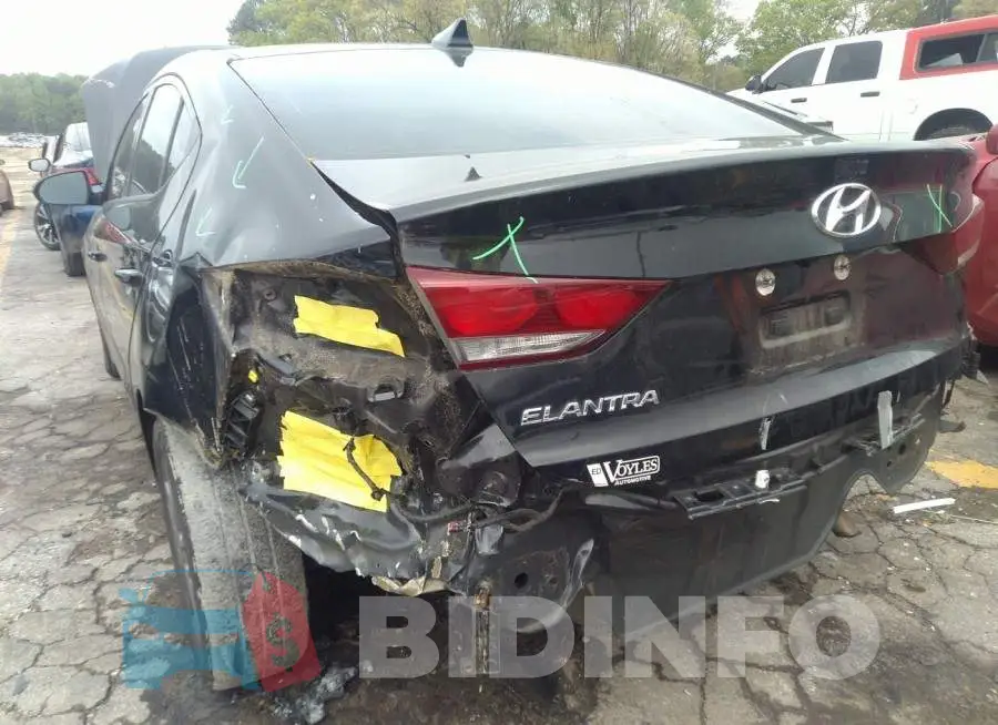 5NPD84LF0JH305620 Photo# 6