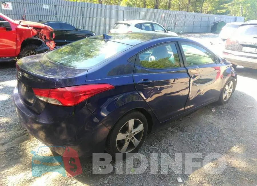 5NPDH4AE9DH227157 Photo# 4