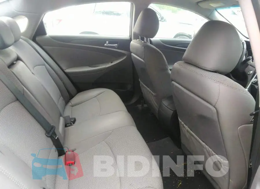 5NPEC4AC4DH685254 Photo# 8