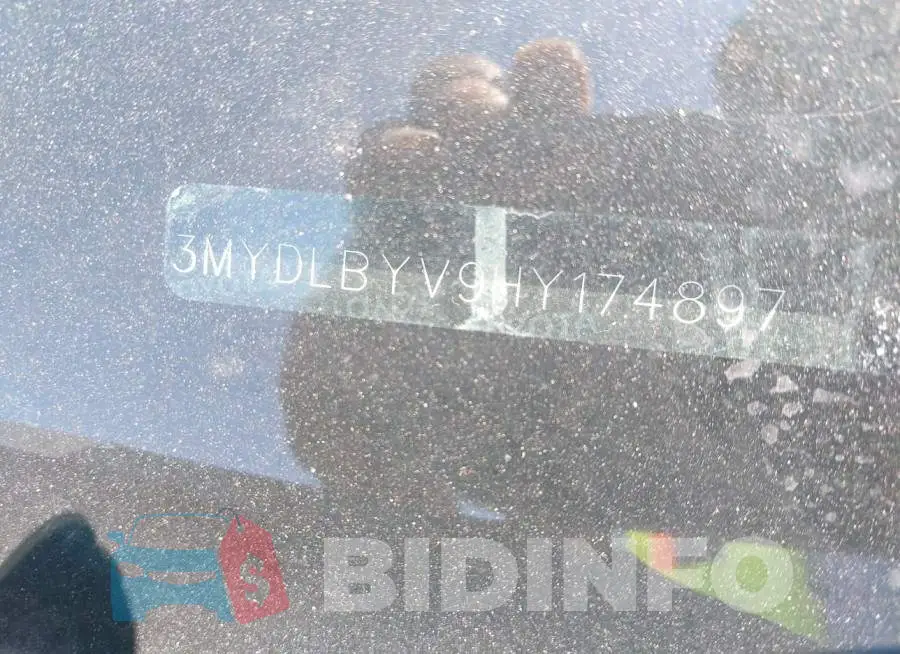 3MYDLBYV9HY174897 Photo# 9