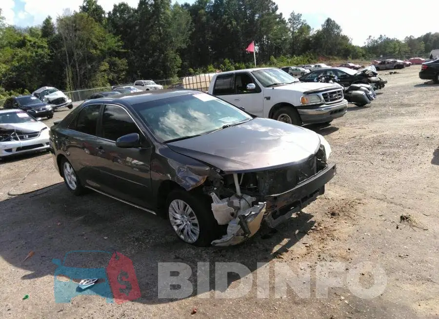 4T4BF1FK8DR326618 Photo# 1