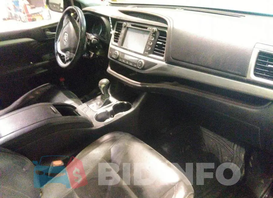 5TDJKRFH3GS255622 Photo# 5