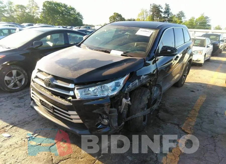 5TDZZRFH1JS260811 Photo# 2