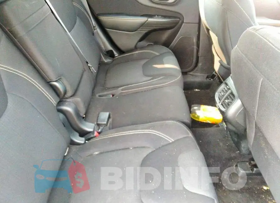1C4PJMCBXFW750270 Photo# 8