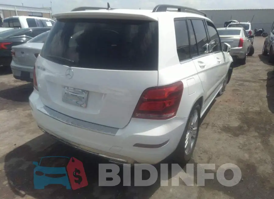 WDCGG5HB3FG376392 Photo# 4
