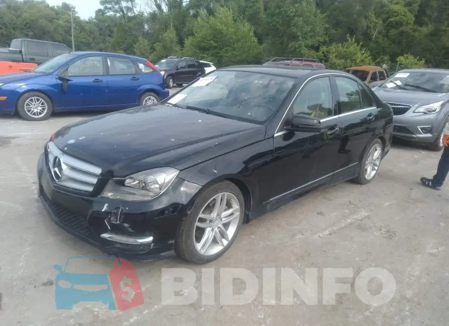 WDDGF4HB4DR262525 Photo# 2