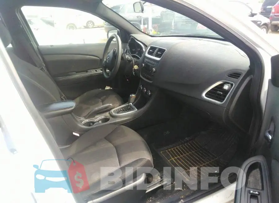 1C3CDZAB5DN564553 Photo# 5
