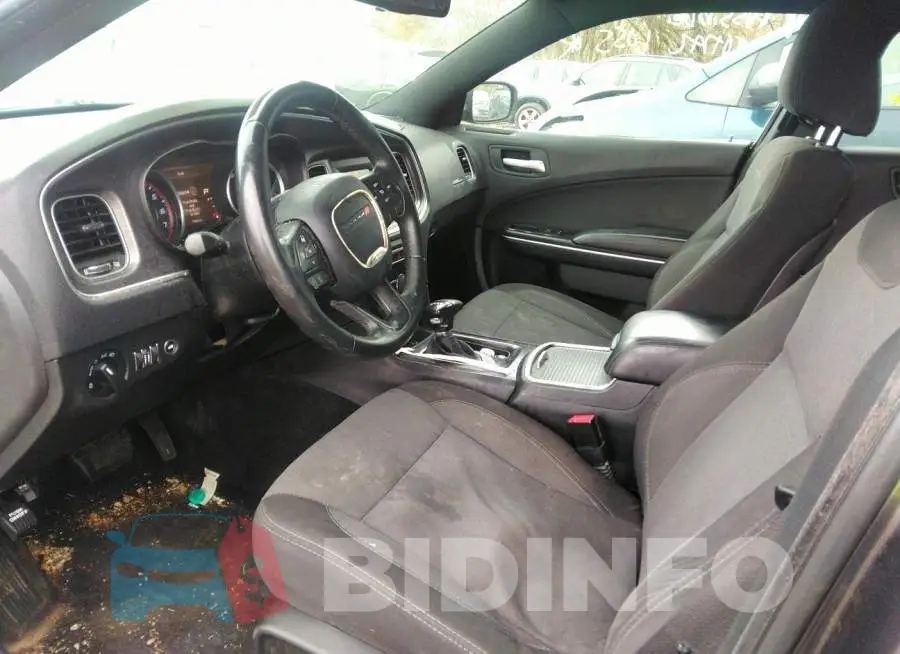 2C3CDXBG8FH880720 Photo# 5