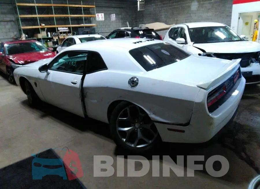 2C3CDZBG8FH758418 Photo# 3