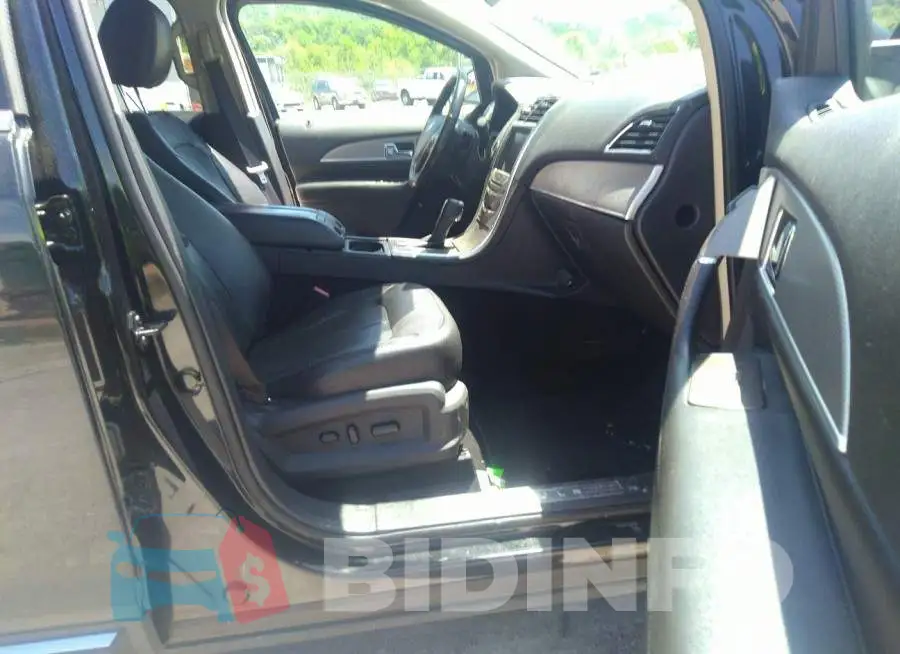 2LMDJ8JK8DBL16618 Photo# 5