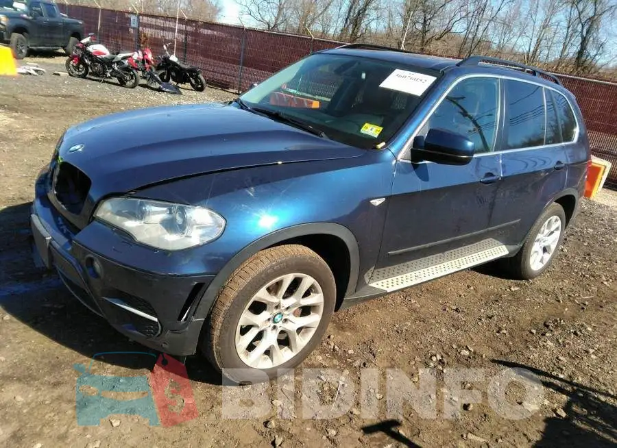 5UXZV4C53D0E08796 Photo# 2