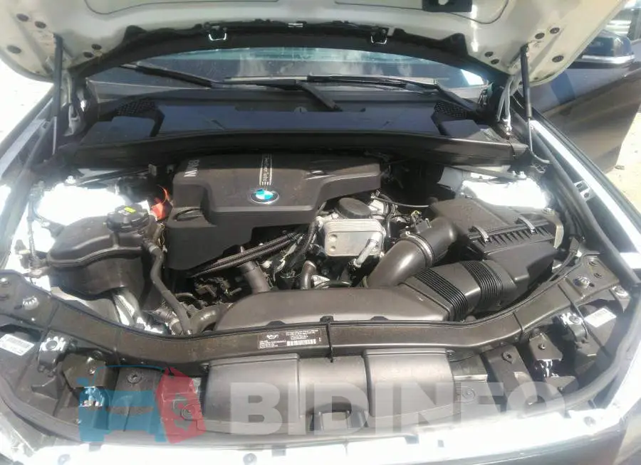 WBAVM1C56FV315840 Photo# 10