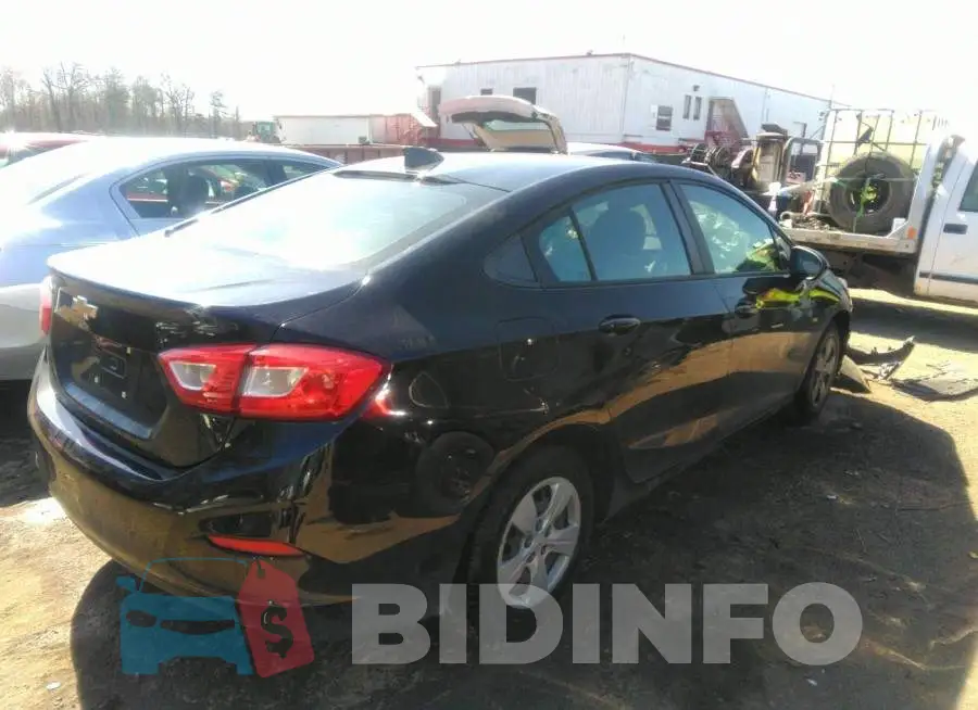 1G1BC5SM2J7229472 Photo# 4