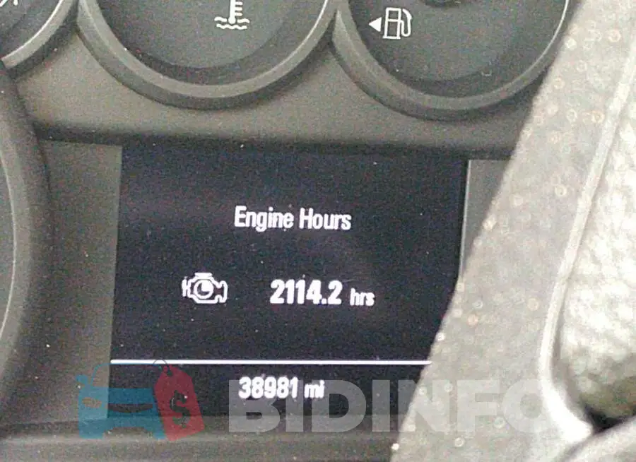 1GCPYCEF3MZ329377 Photo# 7