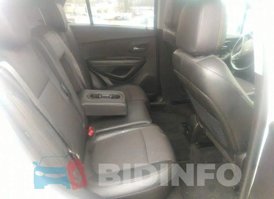 KL7CJLSB7KB955764 Photo# 8