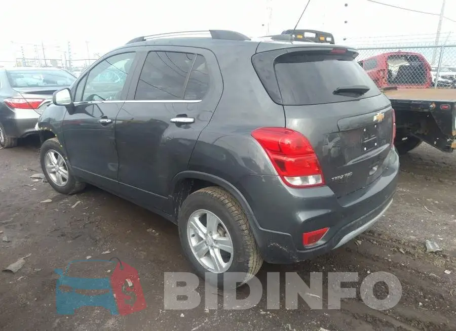 KL7CJPSB8JB637772 Photo# 3