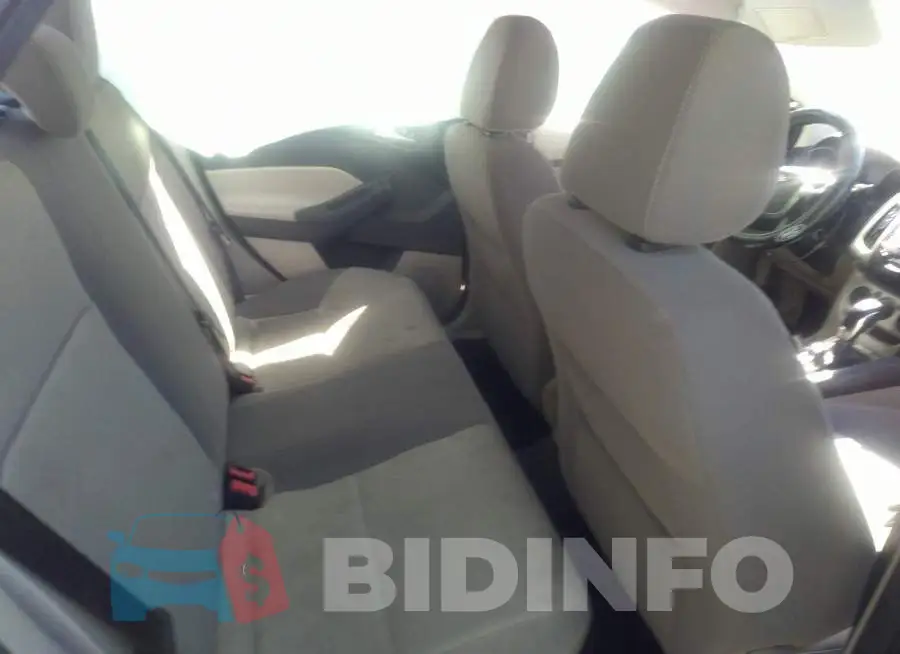 1FADP3F20EL298519 Photo# 8
