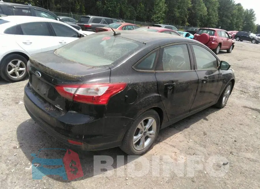 1FADP3F21EL165168 Photo# 4