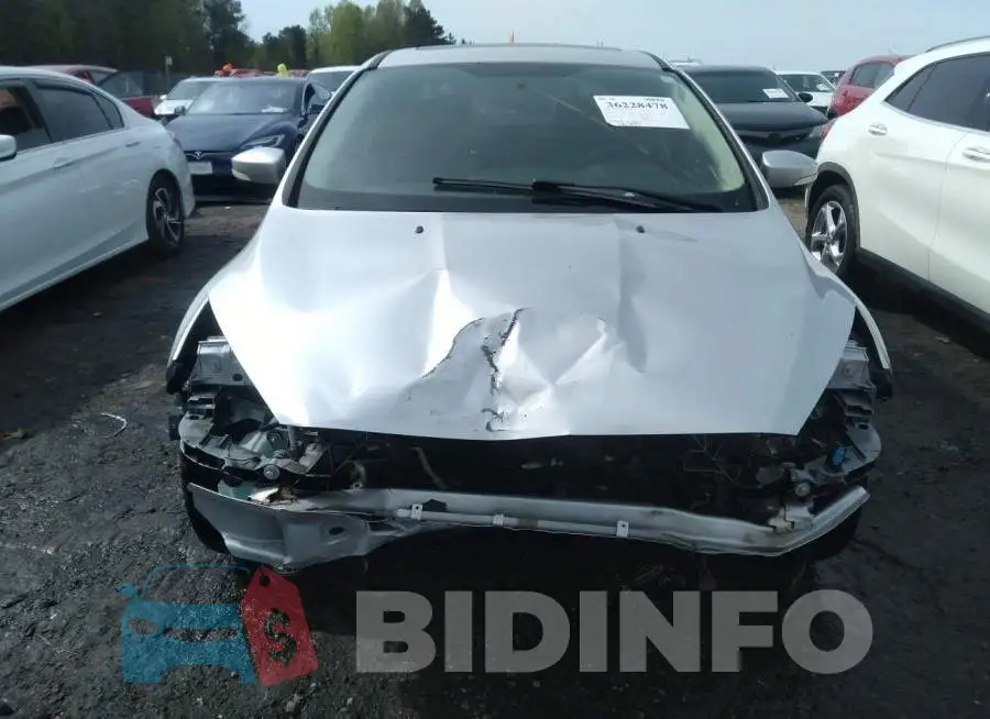 1FADP3F21GL374266 Photo# 6