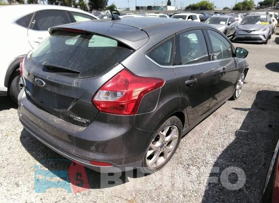 1FADP3N2XEL363247 Photo# 4