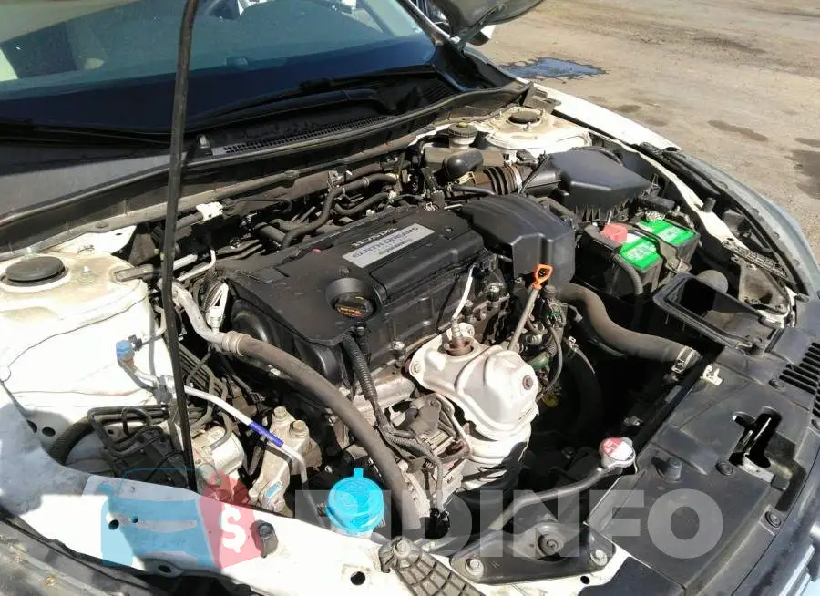 1HGCR2F30DA166519 Photo# 10