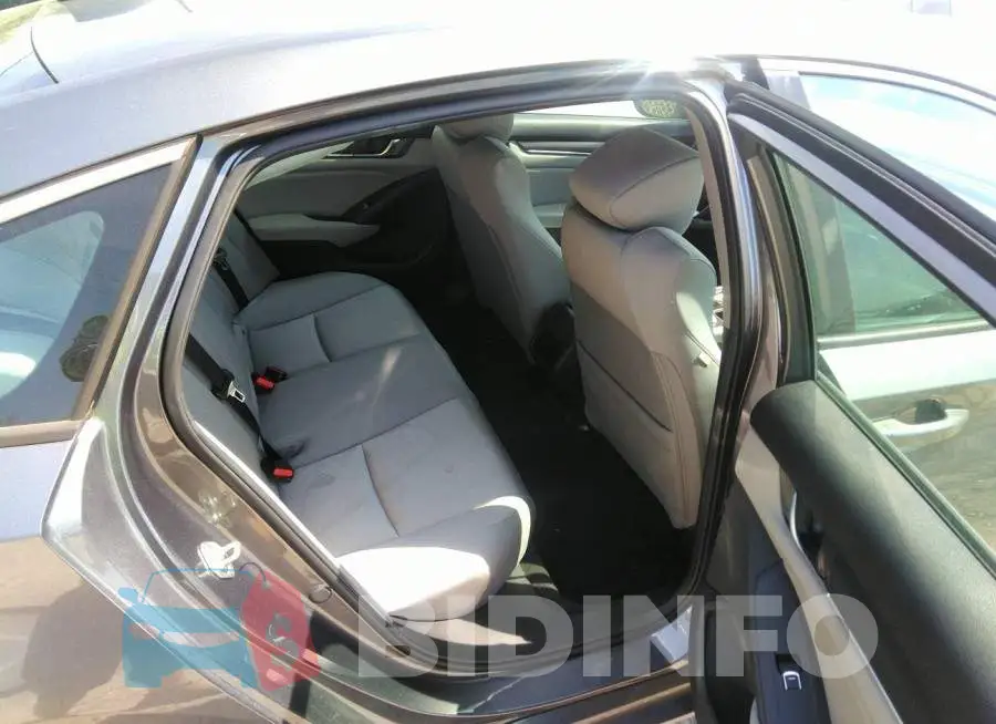 1HGCV1F12JA169714 Photo# 8