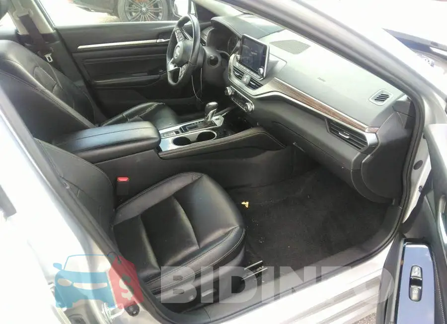 1N4BL4EV9LC161743 Photo# 5