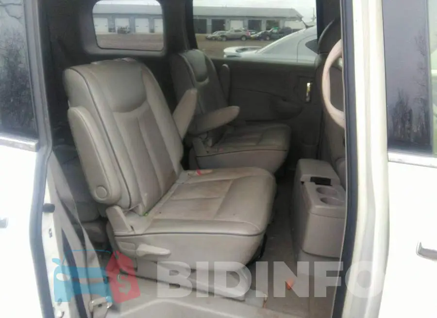 JN8AE2KP4F9125877 Photo# 8