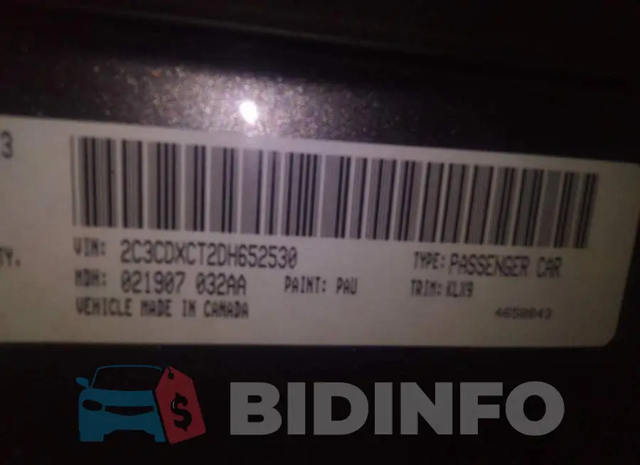 2C3CDXCT2DH652530 Photo# 9