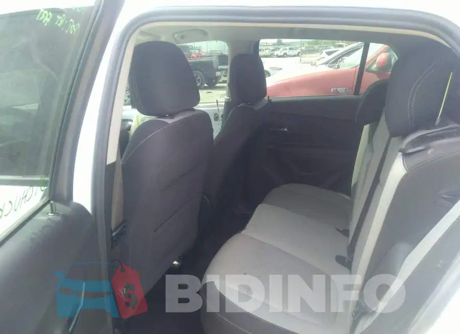 3GNCJNSB1GL177540 Photo# 8