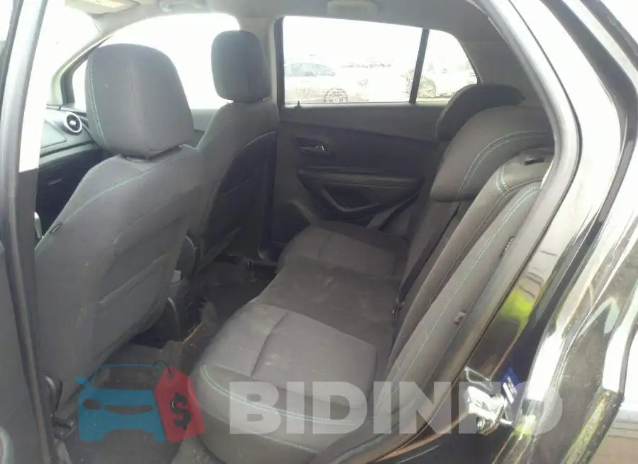 KL7CJRSB4FB065764 Photo# 8