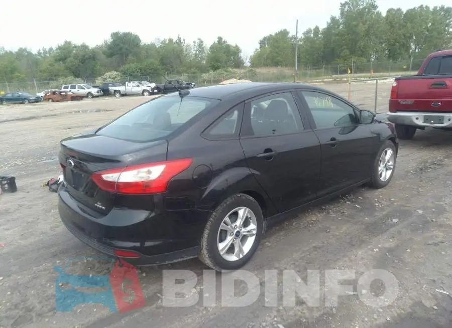 1FADP3F22EL192962 Photo# 4