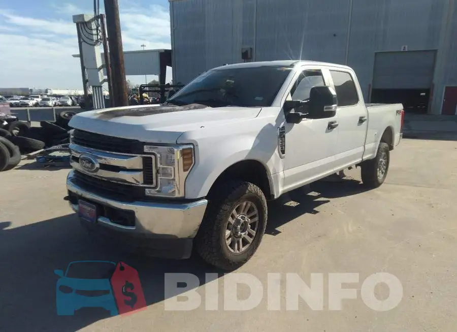 1FT7W2B69KED92136 Photo# 2