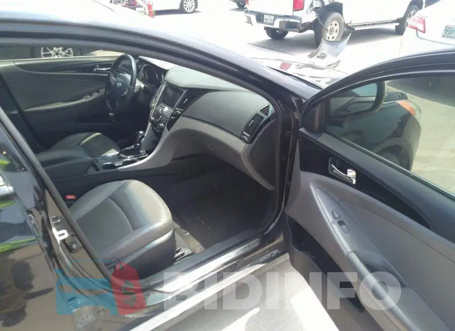 5NPEC4AC4DH504251 Photo# 5
