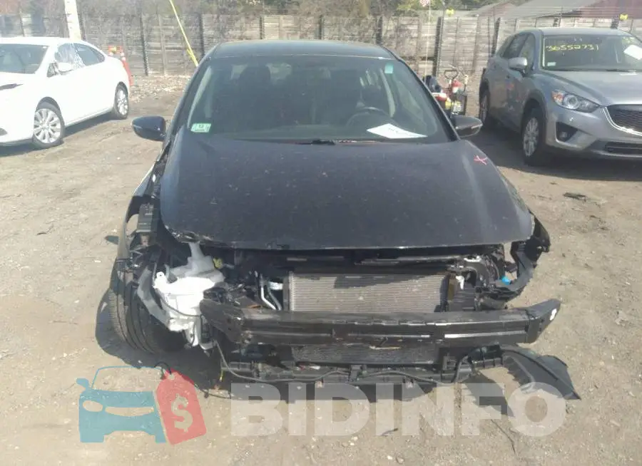 3KPFL4A85HE141663 Photo# 6