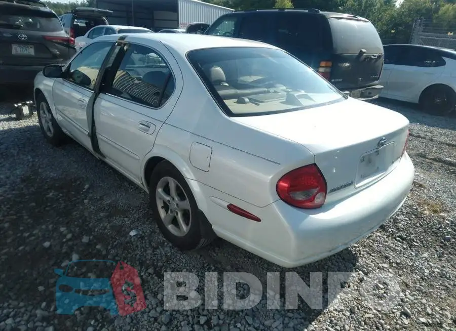 JN1CA31D11T818238 Photo# 3