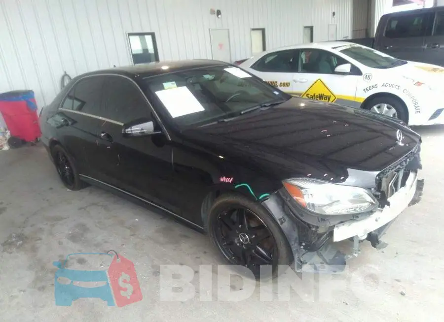 WDDHF5KB1FB113049 Photo# 1