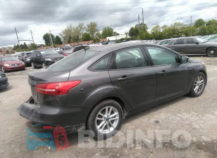 1FADP3F21JL291069 Photo# 4