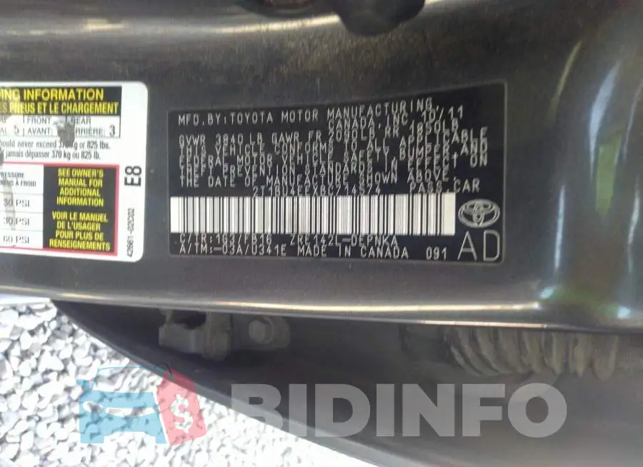 2T1BU4EEXBC714574 Photo# 9