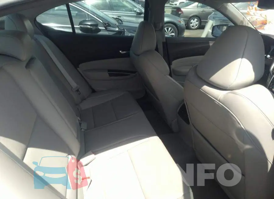 19UUB1F51FA007273 Photo# 8