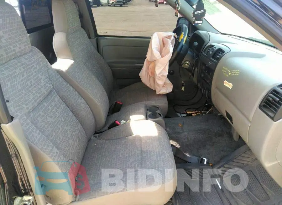 1GCCS148868308413 Photo# 5