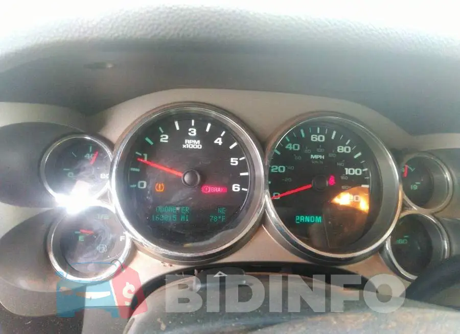1GCPKSE78CF212768 Photo# 7