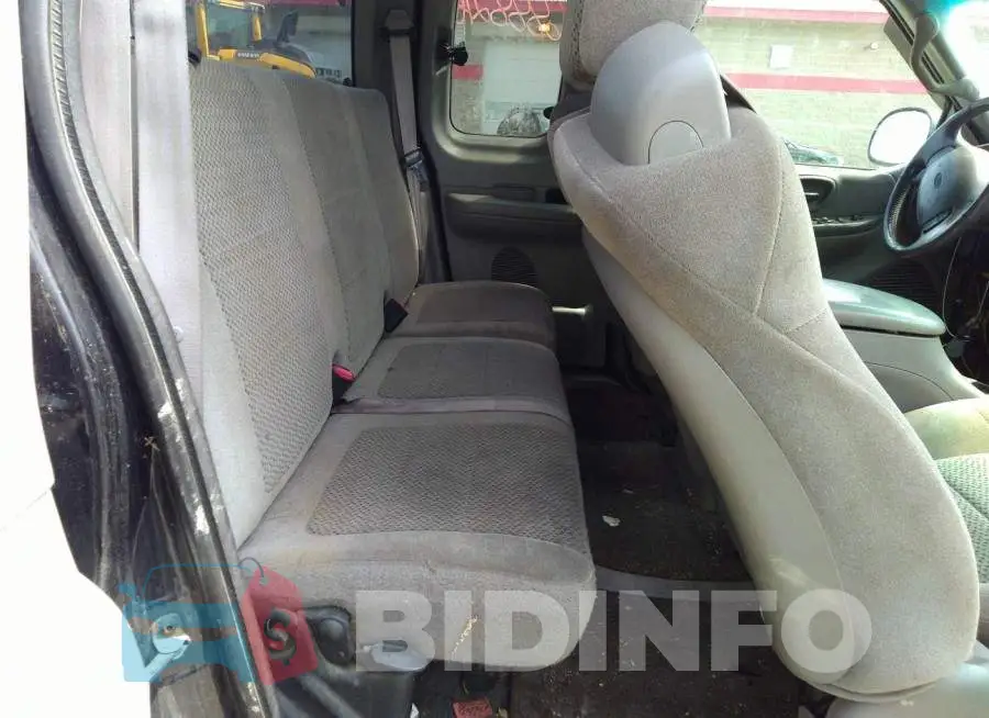2FTRX18L62CA44393 Photo# 8